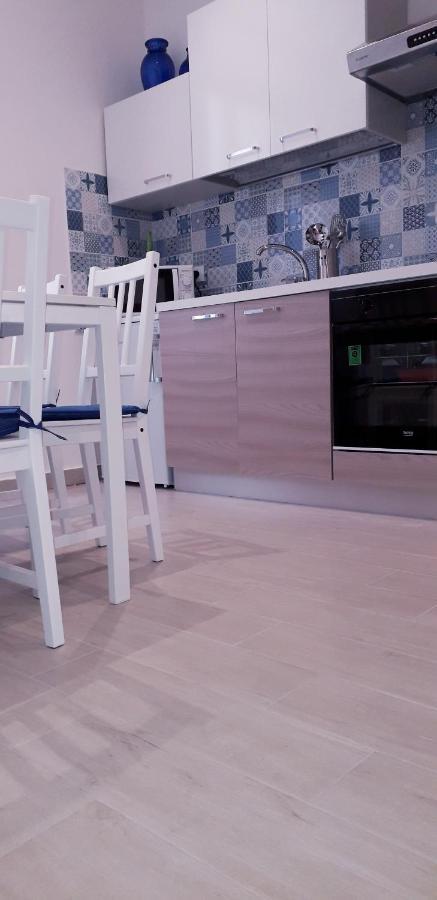 Lamberti Beach Apartment - 150 M From The Sea - Just Renewed - Wifi Savona Luaran gambar